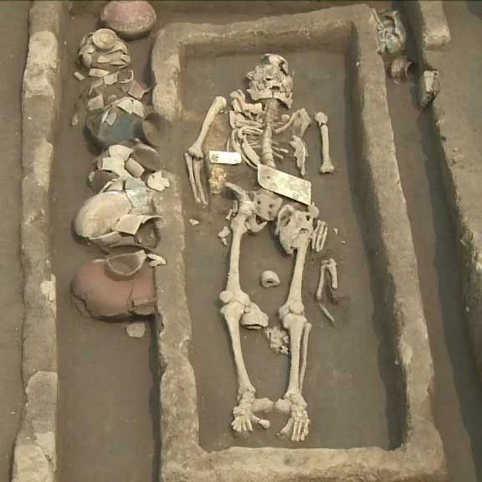 Unearthed Wonders 5,000-Year-Old Chinese ‘Giant’ Skeleton and the Mystery of the Ancient iPhone - Finance Beauty